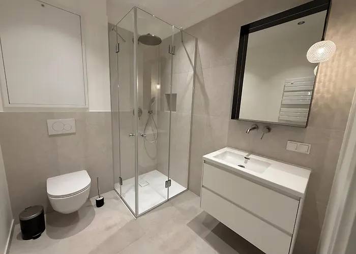 Renovated Premium With Free Parking Διαμέρισμα *